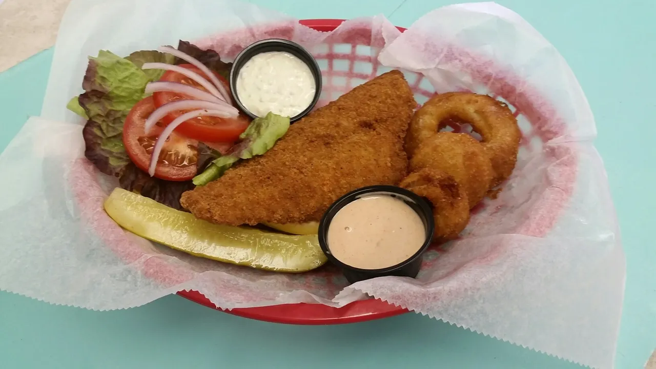 Fried Flounder Platter with Onion Rings